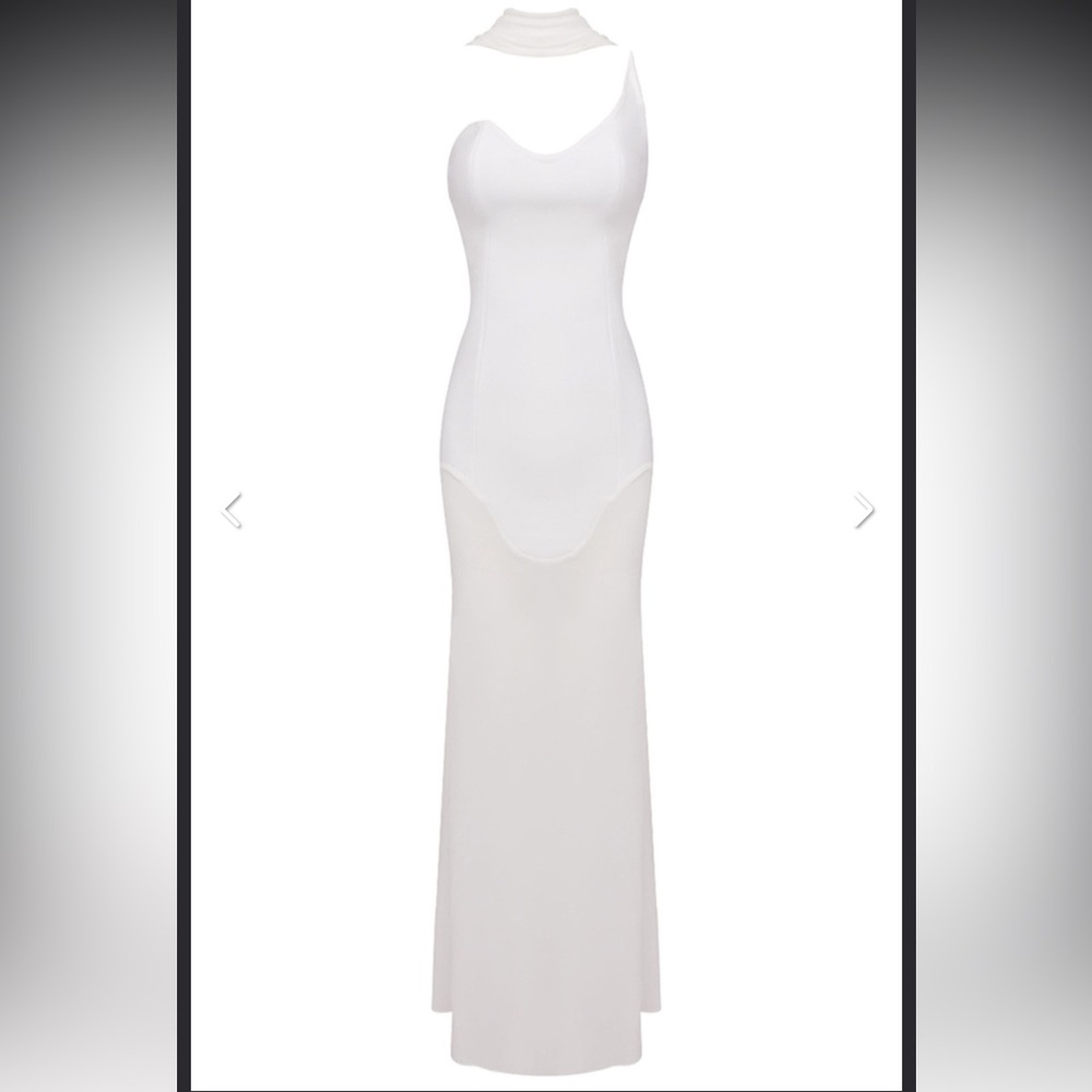 Elegant White Maxi Dress With Scarf and Mesh Skirt
